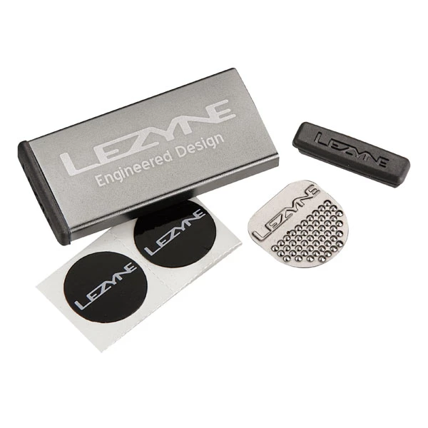 LEZYNE KIT DE REPARATION METAL - BOITE ALU GRISE , DUAL 6 RUSTINES 1 LEZYNE KIT DE REPARATION METAL - BOITE ALU GRISE , DUAL 6 RUSTINES