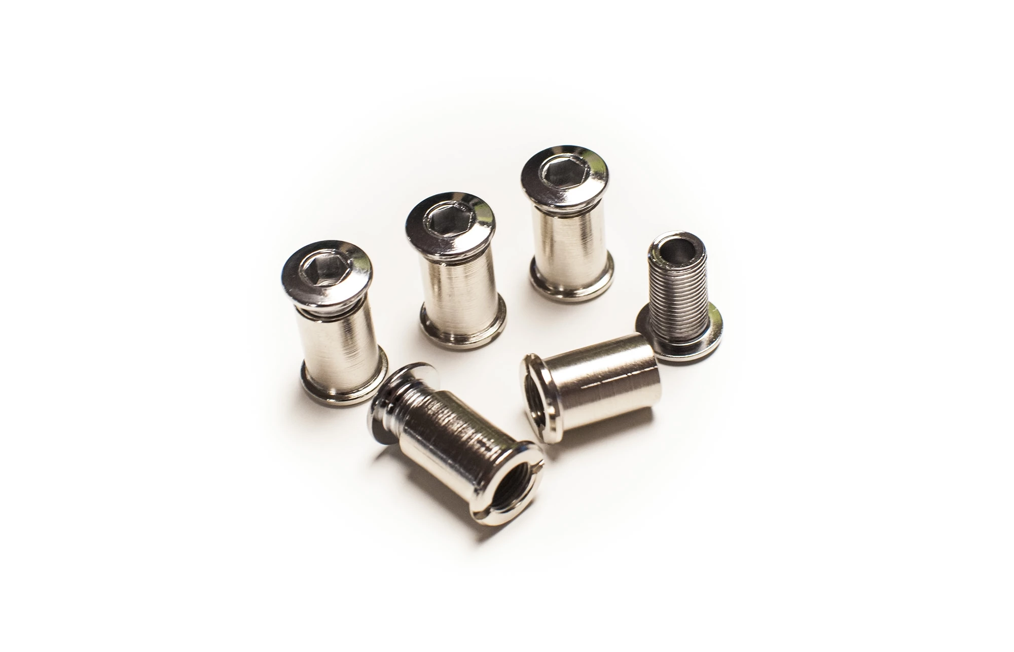 KIT VIS FIXATION PATTES SUPREME DH V4 / V4.2 / 29 / V4.3 1 KIT VIS FIXATION PATTES SUPREME DH V4 / V4.2 / 29 / V4.3